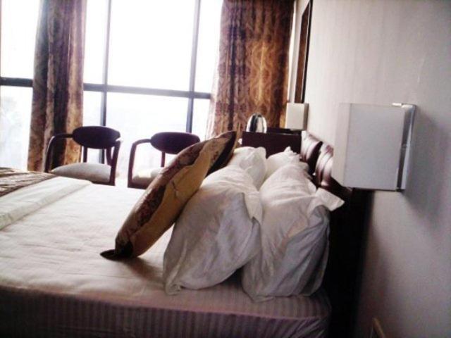 Hotel Elevens Inn Патна Номер фото