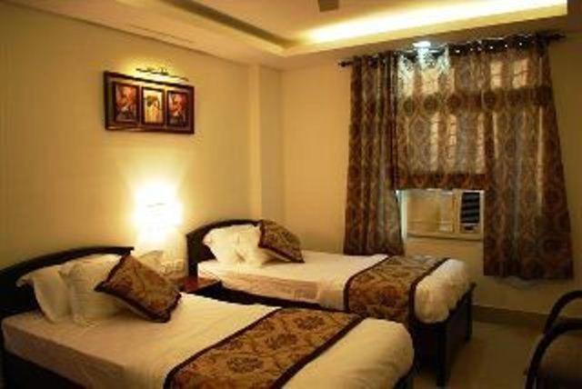 Hotel Elevens Inn Патна Экстерьер фото